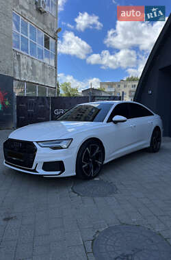 Седан Audi A6 2020 в 