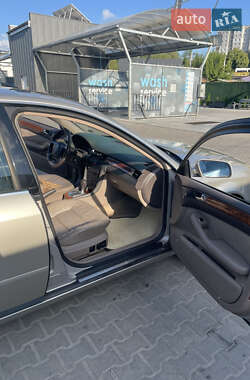 Седан Audi A6 2000 в 