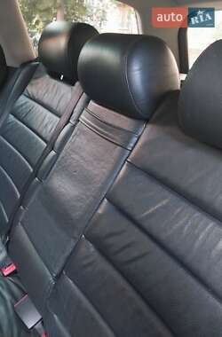 Универсал Audi A6 2004 в 