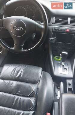 Универсал Audi A6 2004 в 