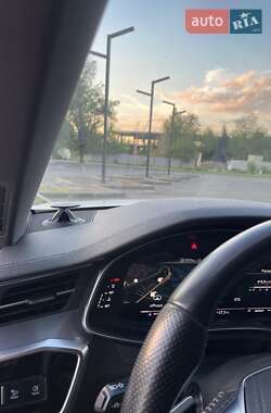 Седан Audi A6 2018 в 