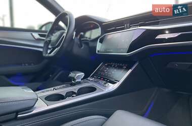 Седан Audi A6 2018 в 