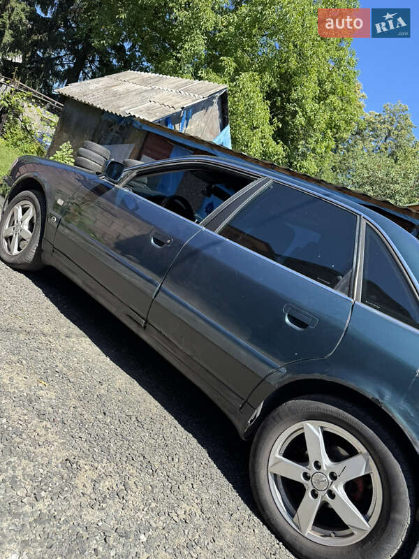 Седан Audi A6 1995 в Луцке