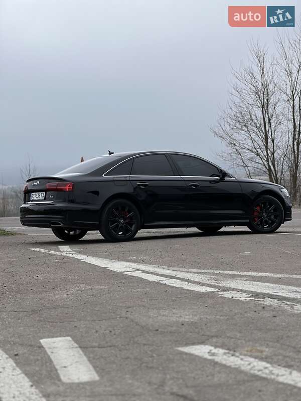 Седан Audi A6 2015 в Дрогобыче