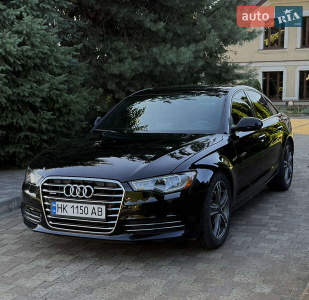 Седан Audi A6 2014 в 