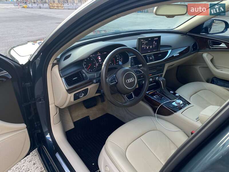 Седан Audi A6 2015 в Киеве
