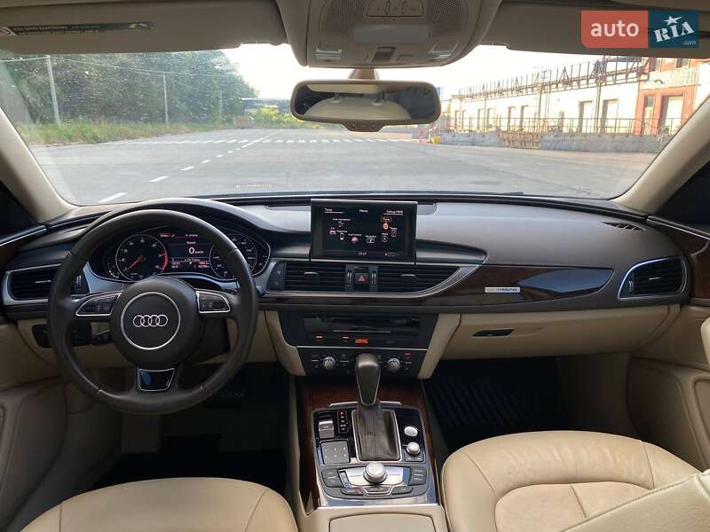 Седан Audi A6 2015 в Киеве