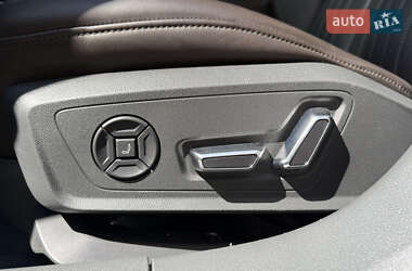 Седан Audi A6 2019 в 
