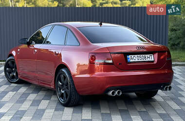 Седан Audi A6 2004 в 