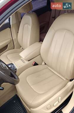Седан Audi A6 2012 в 