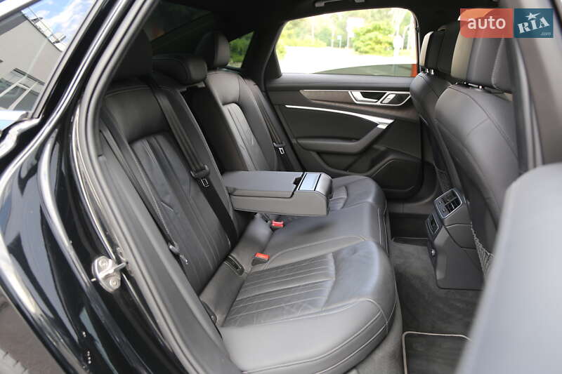 Седан Audi A6 2019 в Киеве