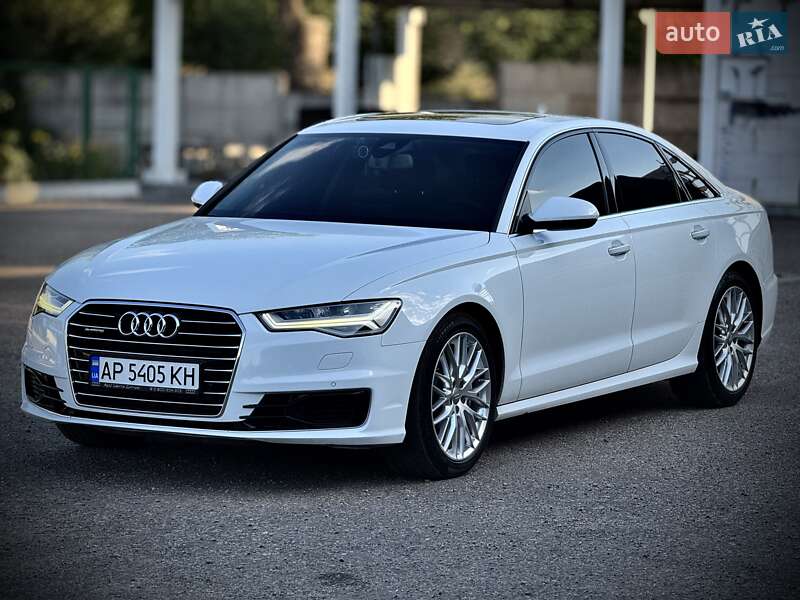 Седан Audi A6 2015 в 