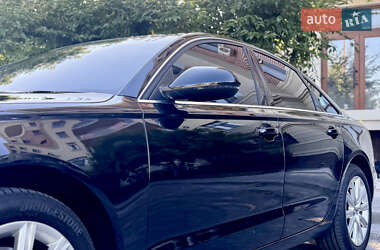 Седан Audi A6 2012 в 