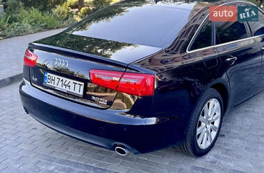 Седан Audi A6 2012 в 