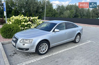 Седан Audi A6 2004 в 