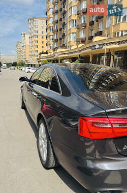 Седан Audi A6 2012 в 