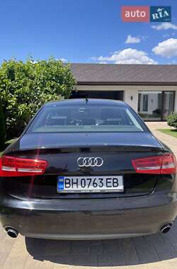 Седан Audi A6 2012 в 