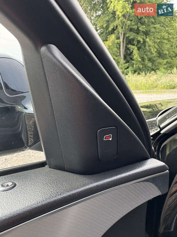 Седан Audi A6 2012 в Самборе