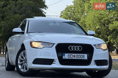 Седан Audi A6 2012 в 