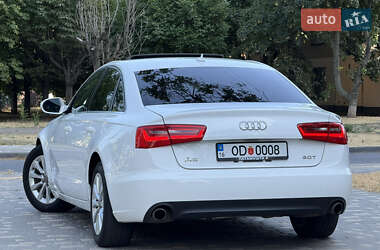 Седан Audi A6 2012 в 