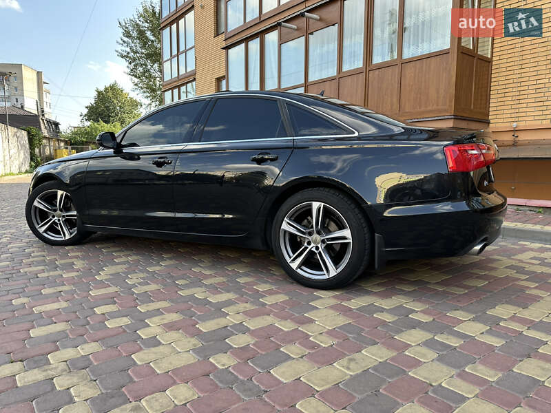 Седан Audi A6 2012 в Виннице