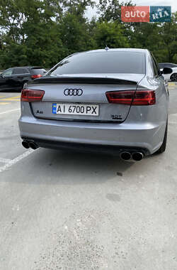 Седан Audi A6 2015 в 