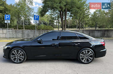 Седан Audi A6 2018 в 