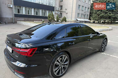 Седан Audi A6 2018 в 