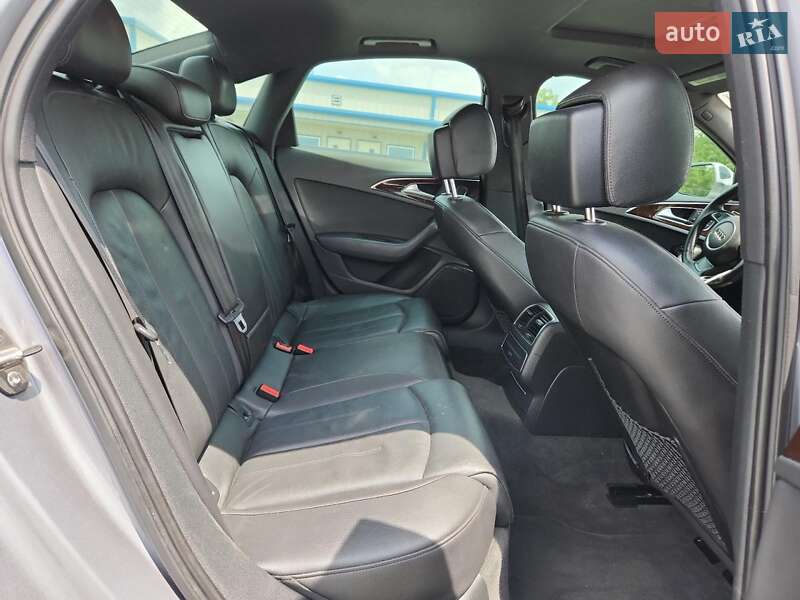 Седан Audi A6 2015 в Рівному