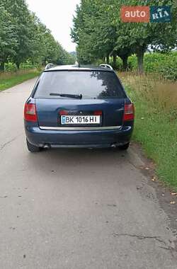 Универсал Audi A6 2004 в 