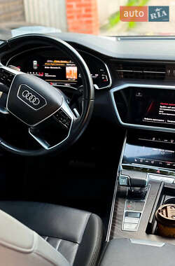 Седан Audi A6 2022 в 