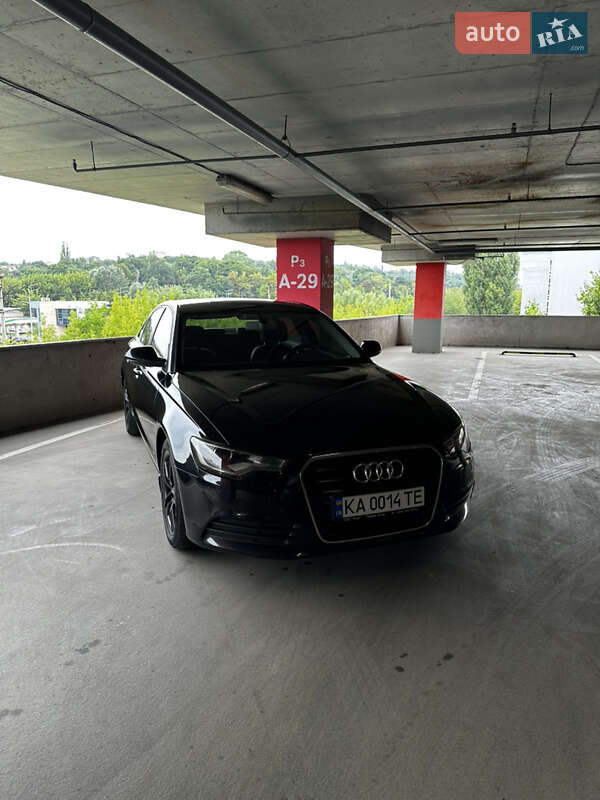Седан Audi A6 2012 в Киеве