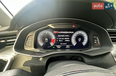 Седан Audi A6 2018 в 