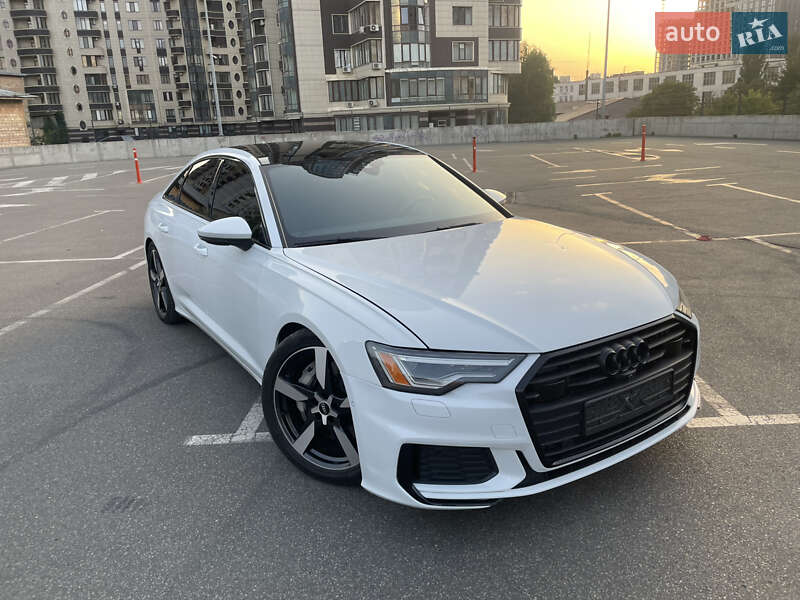 Седан Audi A6 2020 в 