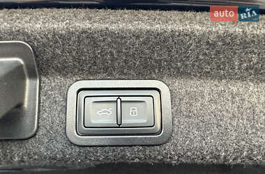 Седан Audi A6 2020 в 