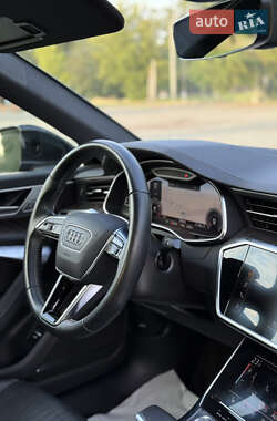Универсал Audi A6 2019 в 