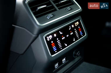 Седан Audi A6 2018 в 