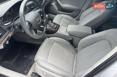Седан Audi A6 2013 в 