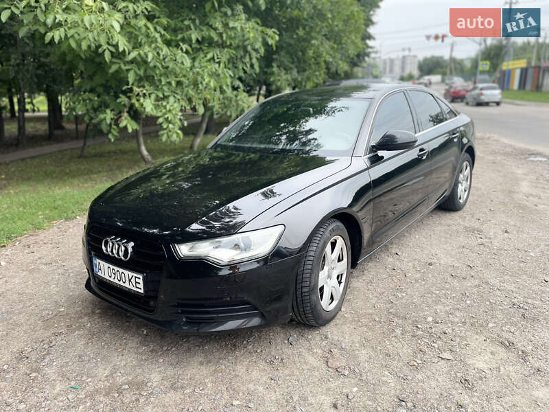 Седан Audi A6 2012 в 