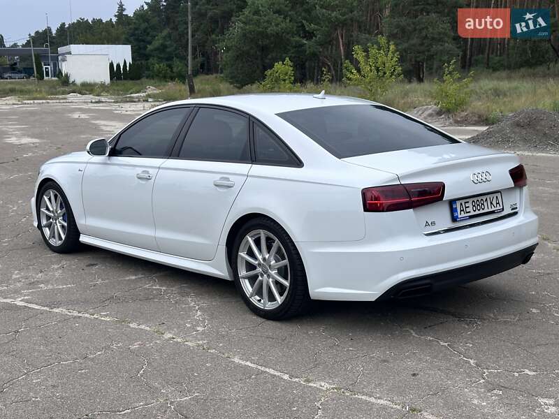 Седан Audi A6 2017 в Киеве