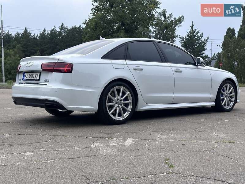 Седан Audi A6 2017 в Киеве
