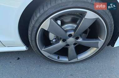 Седан Audi A6 2014 в 