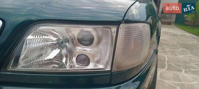 Седан Audi A6 1995 в Горохове