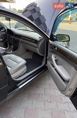 Универсал Audi A6 2001 в 
