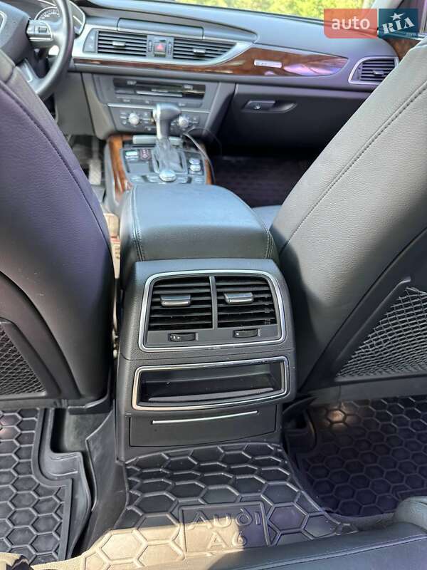Седан Audi A6 2013 в Шепетовке
