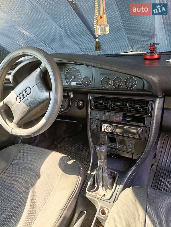 Седан Audi A6 1997 в Кременчуге