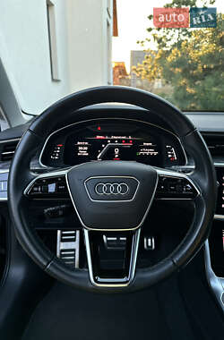Седан Audi A6 2023 в 