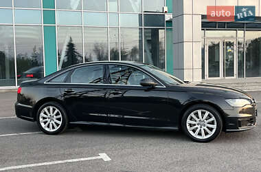 Седан Audi A6 2015 в 