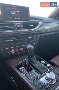 Седан Audi A6 2015 в 