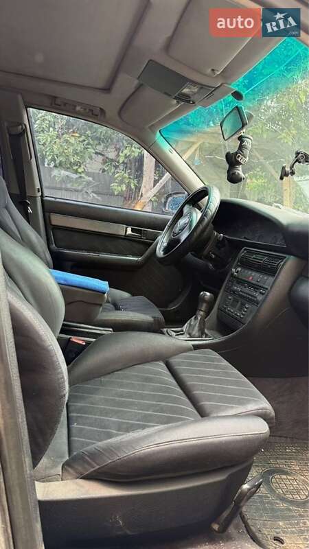 Универсал Audi A6 1997 в Бышеве